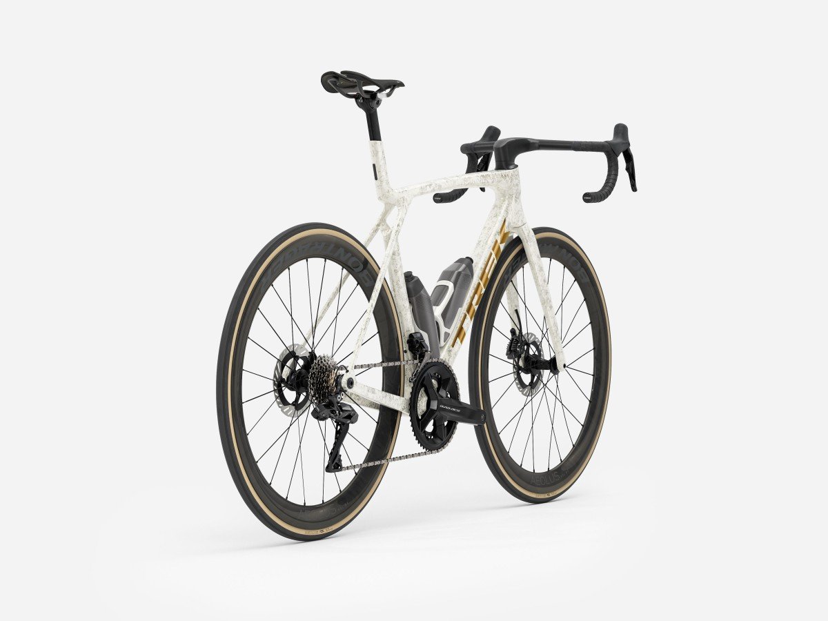 TREK Madone SLR 9 gen 8 ERA WHITE/SUPERNOVA MARBLE ML ML 2026