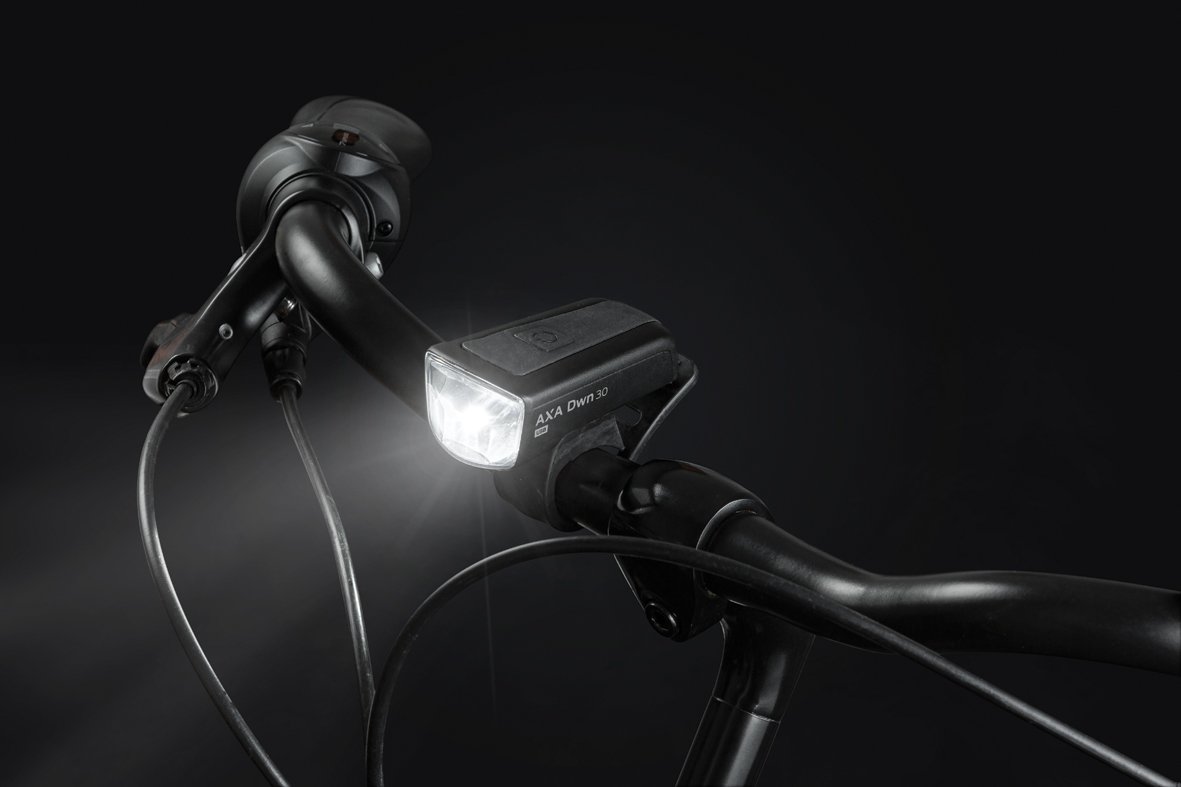 Axa koplamp DWN 30 usb 30 lux